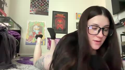 Snapshot of mayhem4ever chatting on 2, 1, 2025 mayhem online show from 2, 1, 2025