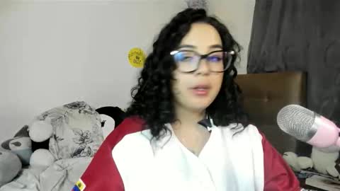 Snapshot of mayho_licett chatting on 24, 5, 2026 mayho online show from 24, 5, 2026