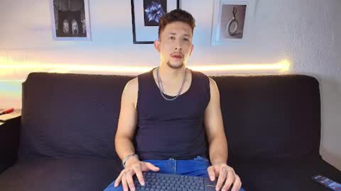 Snapshot of maykol_victoria chatting on 22, 6, 2026 Maykol victoria1624 online show from 22, 6, 2026