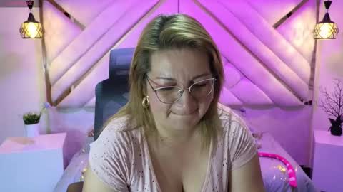 Mailyn online show from 28, 1, 2025