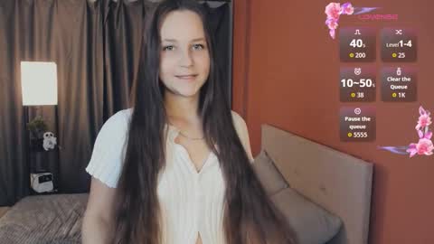 Snapshot of maysday chatting on 29, 11, 2025 May online show from 29, 11, 2025