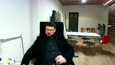 Snapshot of maythe4bwu chatting on 10, 12, 2024 maythe4bwu online show from 10, 12, 2024