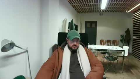 Snapshot of maythe4bwu chatting on 26, 12, 2024 maythe4bwu online show from 26, 12, 2024