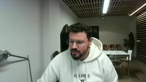 Snapshot of maythe4bwu chatting on 30, 12, 2024 maythe4bwu online show from 30, 12, 2024