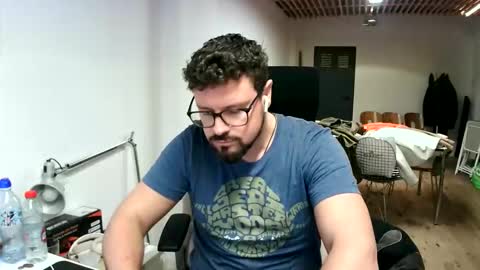 Snapshot of maythe4bwu chatting on 13, 9, 2025 maythe4bwu online show from 13, 9, 2025