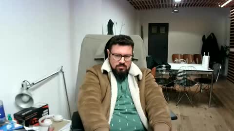 Snapshot of maythe4bwu chatting on 26, 10, 2025 maythe4bwu online show from 26, 10, 2025