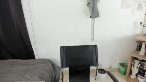 Snapshot of mazikeen_18 chatting on 24, 12, 2024 mazikeen_18 online show from 24, 12, 2024