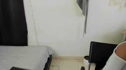 Snapshot of mazikeen_18 chatting on 13, 1, 2025 mazikeen_18 online show from 13, 1, 2025