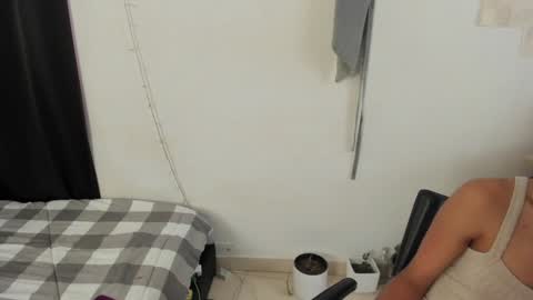 Snapshot of mazikeen_18 chatting on 3, 2, 2025 mazikeen_18 online show from 3, 2, 2025