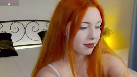 Snapshot of mazymayes chatting on 5, 10, 2025 Mazy online show from 5, 10, 2025