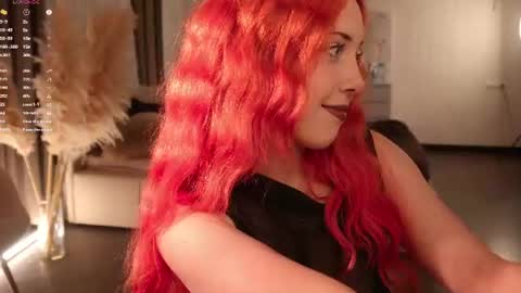 Snapshot of mazymayes chatting on 15, 7, 2026 Mazy online show from 15, 7, 2026