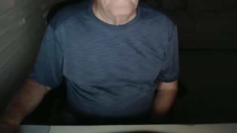 Snapshot of mbeastie chatting on 9, 1, 2026 Beastie online show from 9, 1, 2026