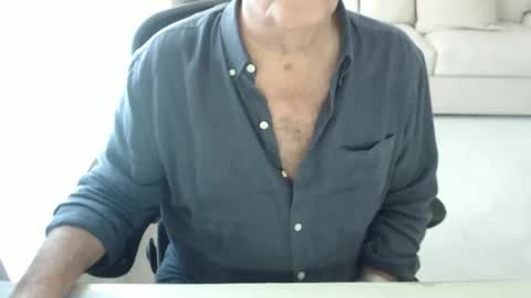 Snapshot of mbeastie chatting on 9, 1, 2026 Beastie online show from 9, 1, 2026