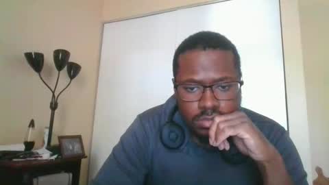 Snapshot of mbsupreme chatting on 6, 11, 2025 Mark online show from 6, 11, 2025