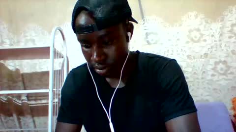 Snapshot of mclntz_bbc chatting on 15, 2, 2025 mclntz_bbc online show from 15, 2, 2025