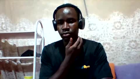 Snapshot of mclntz_bbc chatting on 18, 2, 2025 mclntz_bbc online show from 18, 2, 2025