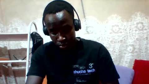 Snapshot of mclntz_bbc chatting on 23, 2, 2025 mclntz_bbc online show from 23, 2, 2025