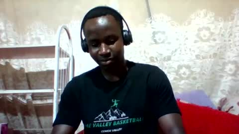 Snapshot of mclntz_bbc chatting on 25, 2, 2025 mclntz_bbc online show from 25, 2, 2025