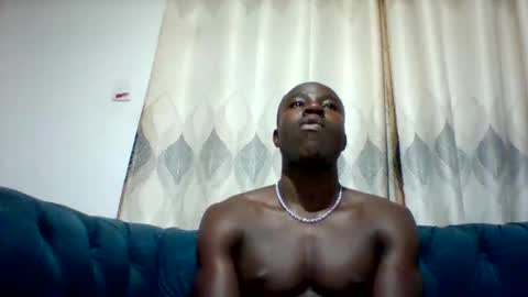 Snapshot of mclntz_bbc chatting on 9, 10, 2025 mclntz_bbc online show from 9, 10, 2025