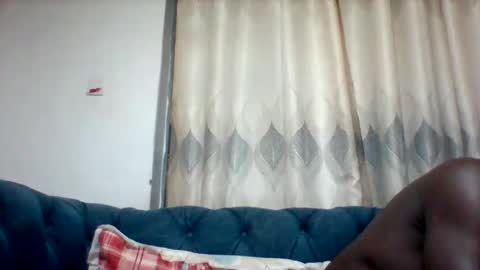 Snapshot of mclntz_bbc chatting on 25, 10, 2025 mclntz_bbc online show from 25, 10, 2025