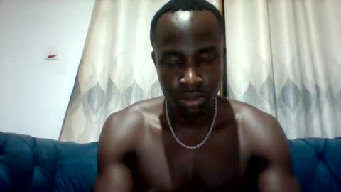 Snapshot of mclntz_bbc chatting on 26, 10, 2025 mclntz_bbc online show from 26, 10, 2025