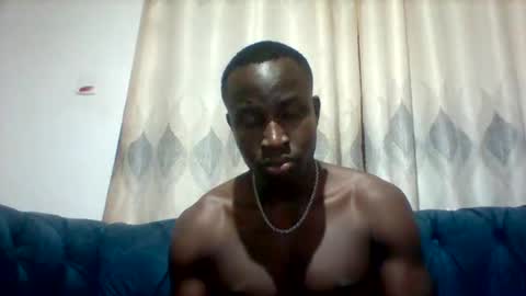 Snapshot of mclntz_bbc chatting on 10, 11, 2025 mclntz_bbc online show from 10, 11, 2025