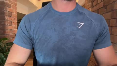 Snapshot of mcr8080 chatting on 11, 9, 2025 mcr8080 online show from 11, 9, 2025