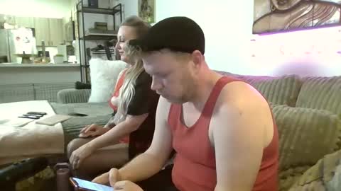 Snapshot of me2283 chatting on 15, 2, 2025 me2283 online show from 15, 2, 2025