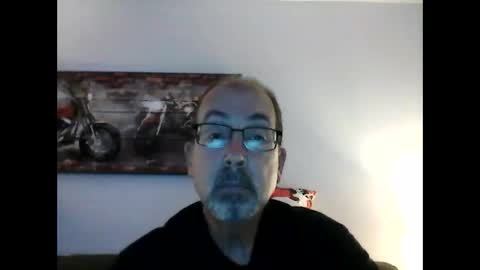Snapshot of meathome3 chatting on 18, 12, 2024 me at home online show from 18, 12, 2024