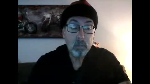 Snapshot of meathome3 chatting on 20, 12, 2024 me at home online show from 20, 12, 2024