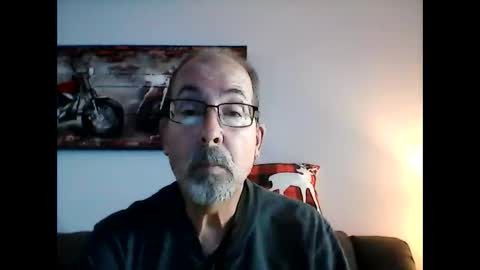 Snapshot of meathome3 chatting on 22, 12, 2024 me at home online show from 22, 12, 2024
