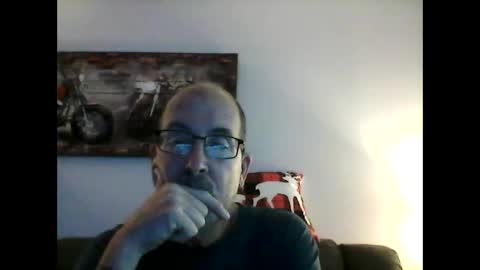Snapshot of meathome3 chatting on 30, 12, 2024 me at home online show from 30, 12, 2024