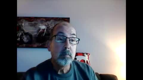 Snapshot of meathome3 chatting on 31, 12, 2024 me at home online show from 31, 12, 2024