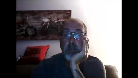 Snapshot of meathome3 chatting on 12, 9, 2025 me at home online show from 12, 9, 2025