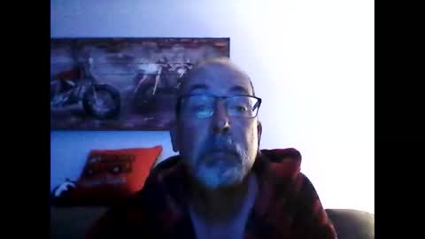 Snapshot of meathome3 chatting on 14, 9, 2025 me at home online show from 14, 9, 2025