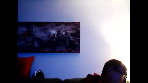 Snapshot of meathome3 chatting on 23, 9, 2025 me at home online show from 23, 9, 2025