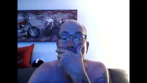 Snapshot of meathome3 chatting on 3, 10, 2025 me at home online show from 3, 10, 2025