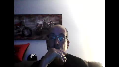 Snapshot of meathome3 chatting on 12, 10, 2025 me at home online show from 12, 10, 2025