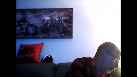 Snapshot of meathome3 chatting on 21, 10, 2025 me at home online show from 21, 10, 2025