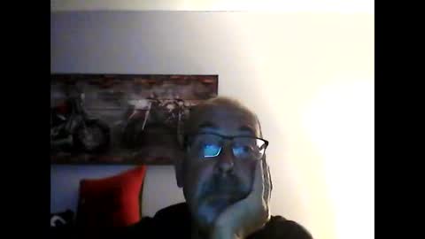 Snapshot of meathome3 chatting on 12, 11, 2025 me at home online show from 12, 11, 2025