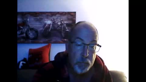 Snapshot of meathome3 chatting on 17, 11, 2025 me at home online show from 17, 11, 2025