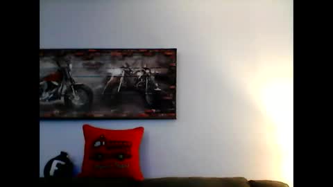 Snapshot of meathome3 chatting on 21, 11, 2025 me at home online show from 21, 11, 2025