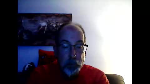 Snapshot of meathome3 chatting on 18, 12, 2025 me at home online show from 18, 12, 2025