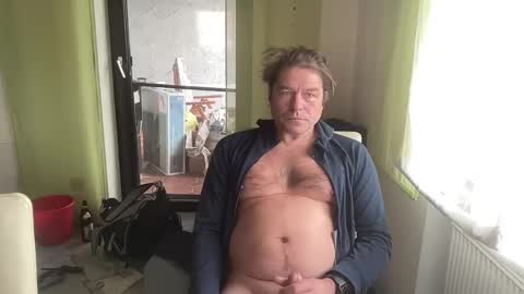 Snapshot of medeinoe chatting on 24, 2, 2025 medeinoe online show from 24, 2, 2025