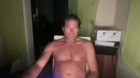 Snapshot of medeinoe chatting on 14, 9, 2025 medeinoe online show from 14, 9, 2025