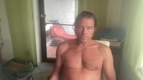 Snapshot of medeinoe chatting on 3, 11, 2025 medeinoe online show from 3, 11, 2025