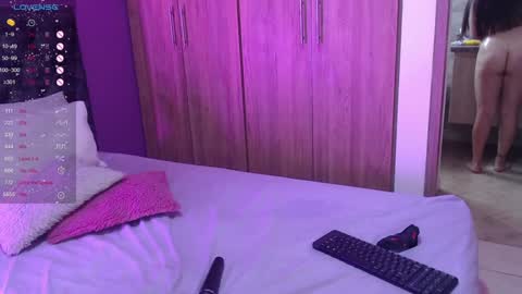 Snapshot of medelynevans chatting on 10, 1, 2025 medelyn Instagram mady evans13 online show from 10, 1, 2025