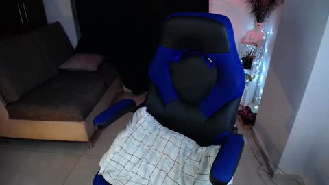 Coral online show from 28, 1, 2025