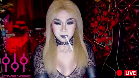 THE QUEEN ALPHA   Queen Medusa Prey online show from 27, 11, 2025