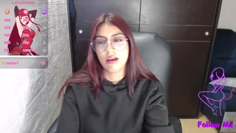 Snapshot of medussa_kat chatting on 15, 1, 2025 Katrina online show from 15, 1, 2025